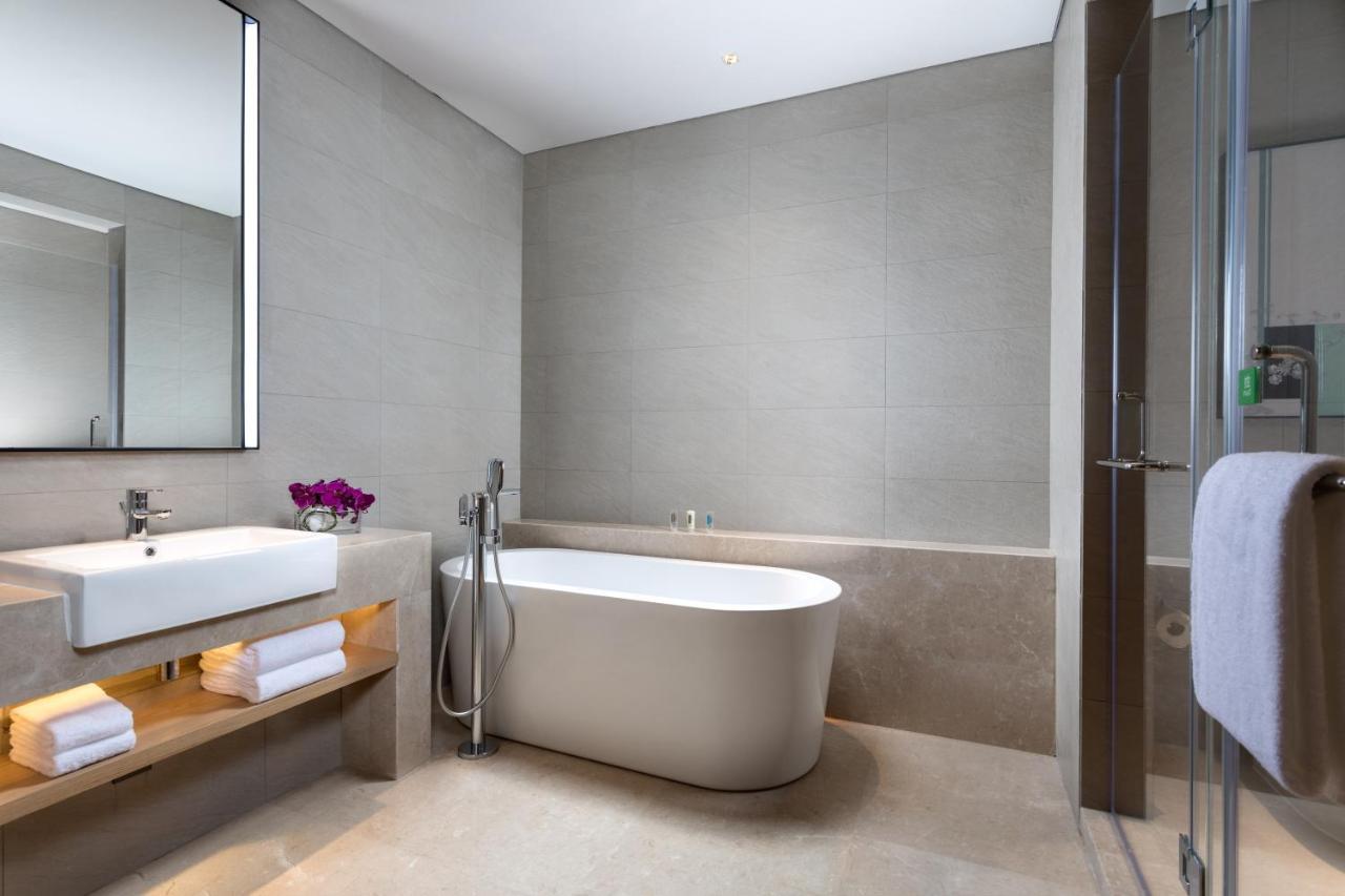 Holiday Inn Guiyang City Center By Ihg Exterior foto